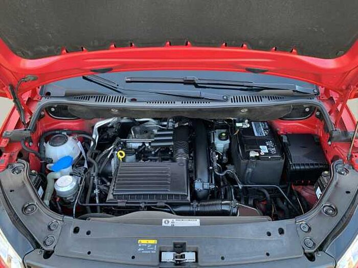 Volkswagen Caddy 1.4 TSI Trendline BMT Winterräder AHK