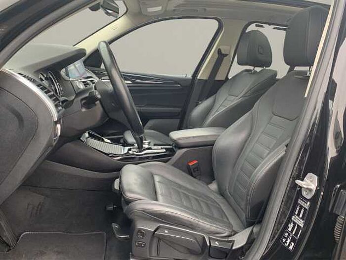 BMW X3 xDrive 20 d xLine AHK WINTERRÄDER PANO
