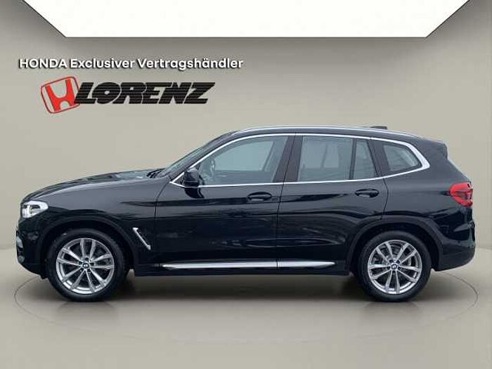 BMW X3 xDrive 20 d xLine AHK WINTERRÄDER PANO