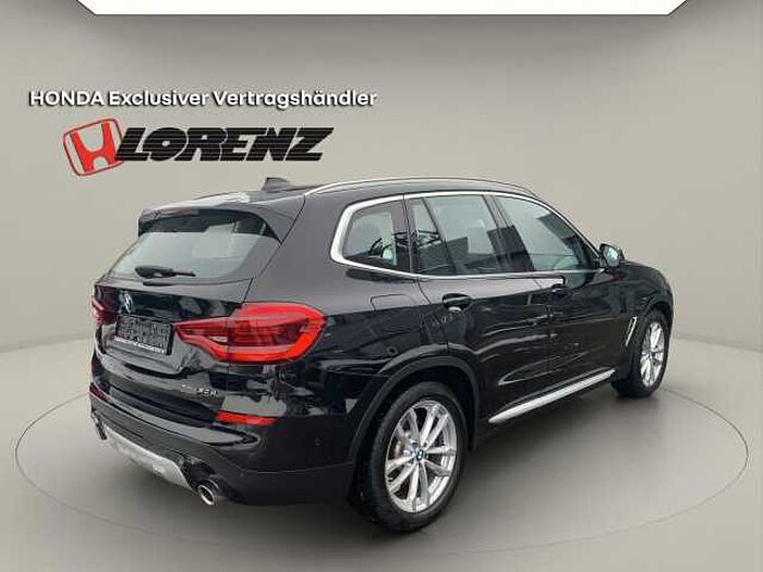 BMW X3 xDrive 20 d xLine AHK WINTERRÄDER PANO