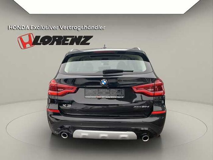 BMW X3 xDrive 20 d xLine AHK WINTERRÄDER PANO