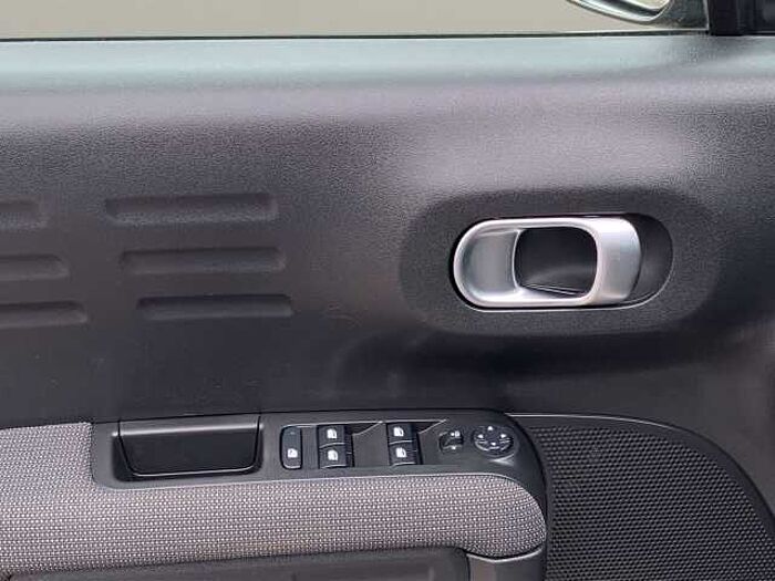 Citroen C3 Aircross 130 Shine AHK NAVI KAMERA ALLWETTER