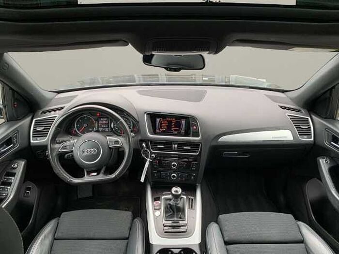 Audi Q5 2.0 TDI 140 kW quattro S line Sport AHK PANO