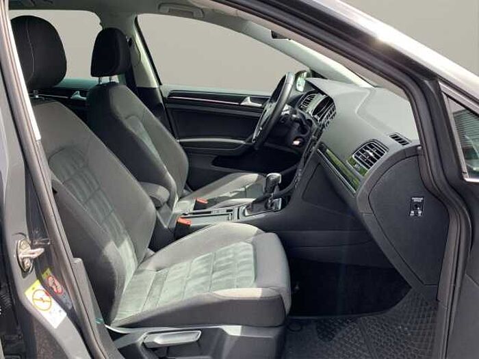 Volkswagen Golf VII 1.5TSI Variant Highline BMT AHK+LED+M&S