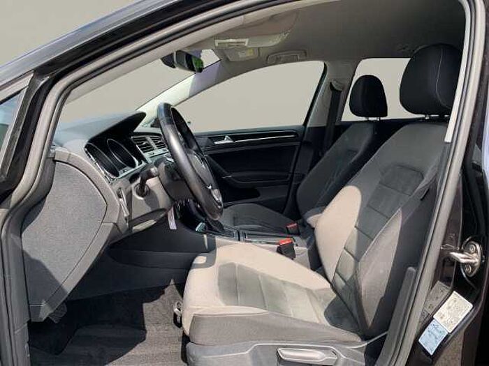 Volkswagen Golf VII Variant 1.5 TSI Highline AHK schwenkbar