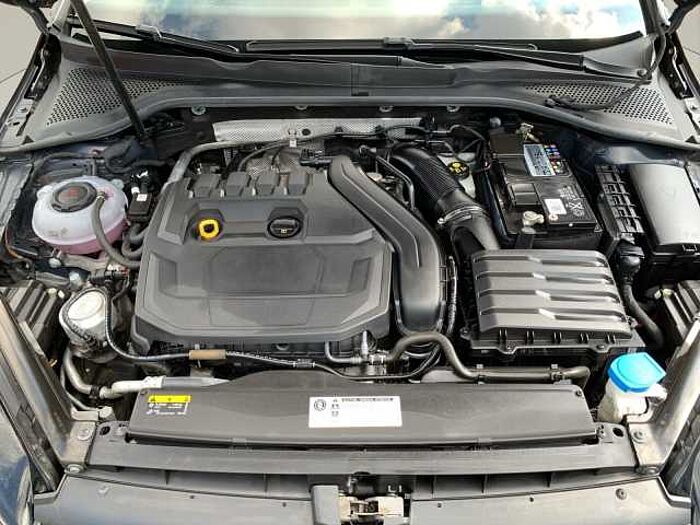 Volkswagen Golf VII Variant 1.5 TSI Highline AHK schwenkbar
