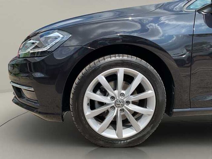 Volkswagen Golf VII Variant 1.5 TSI Highline AHK schwenkbar