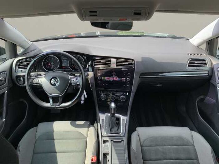 Volkswagen Golf VII Variant 1.5 TSI Highline AHK schwenkbar