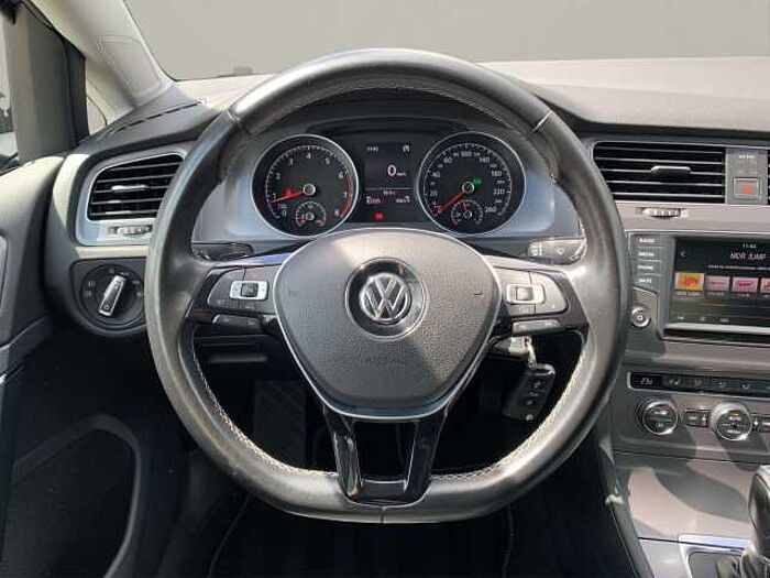 Volkswagen Golf VII 1.2 TSI DSG Lounge BMT Allwetterreifen