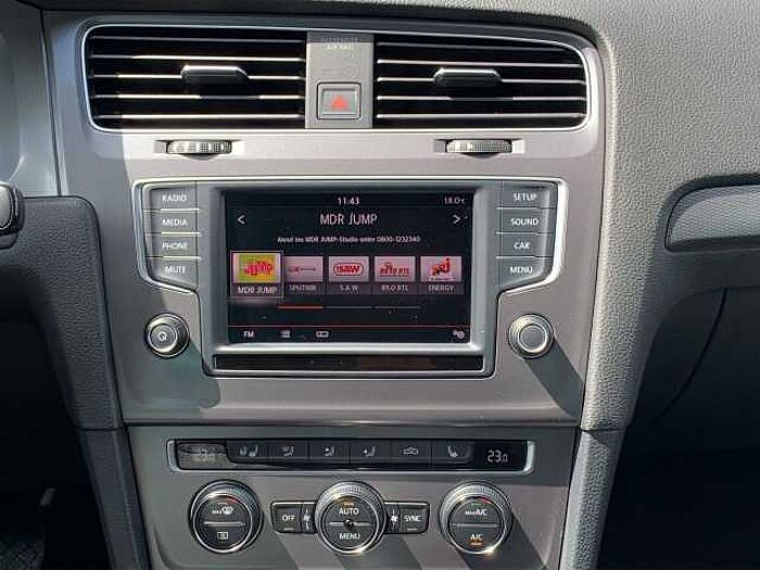 Volkswagen Golf VII 1.2 TSI DSG Lounge BMT Allwetterreifen