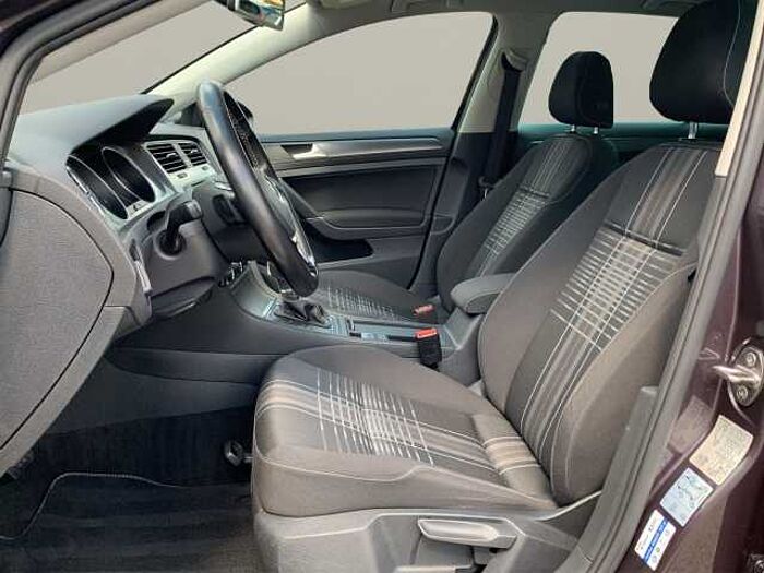 Volkswagen Golf VII 1.2 TSI DSG Lounge BMT Allwetterreifen