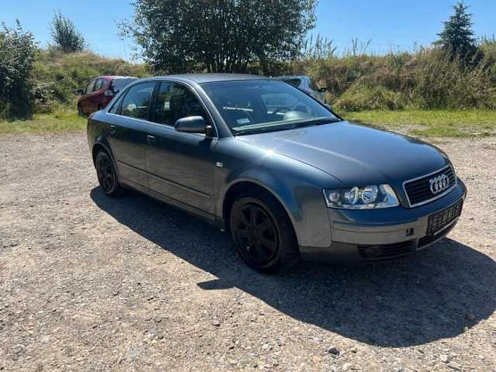 Audi A4 1.6 75KW Limo