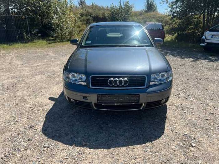 Audi A4 1.6 75KW Limo
