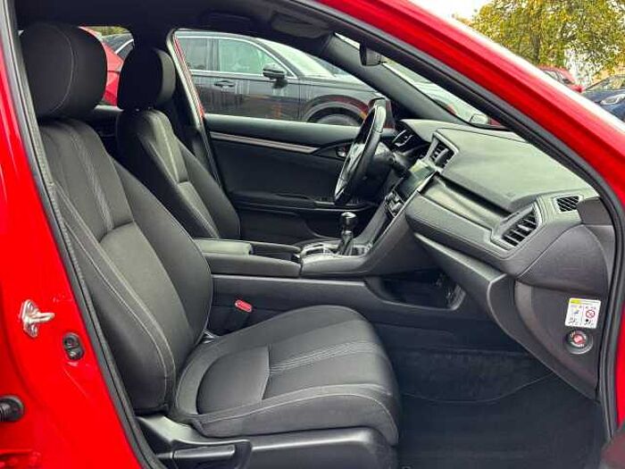 Honda Civic Lim. 5-trg. 1.0 Elegance ALLWETTER