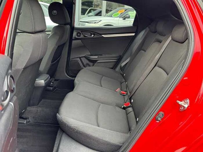 Honda Civic Lim. 5-trg. 1.0 Elegance ALLWETTER
