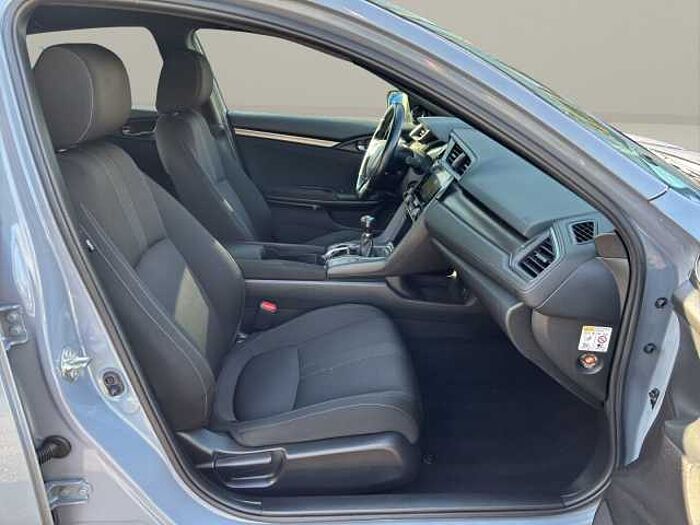 Honda Civic 1.0 Turbo Elegance Winterräder