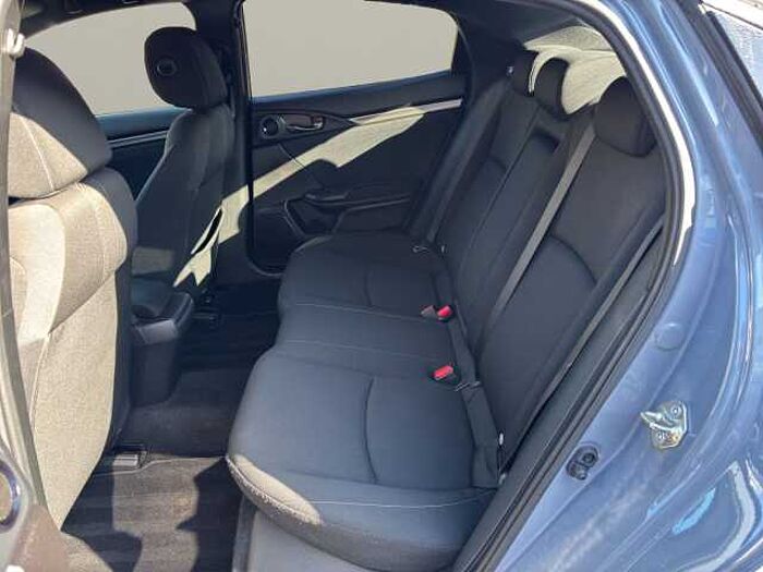 Honda Civic 1.0 Turbo Elegance Winterräder