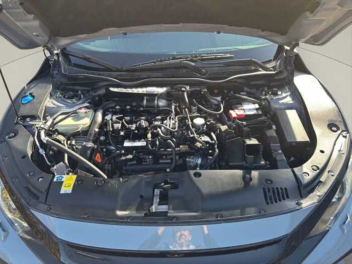 Honda Civic 1.0 Turbo Elegance Winterräder